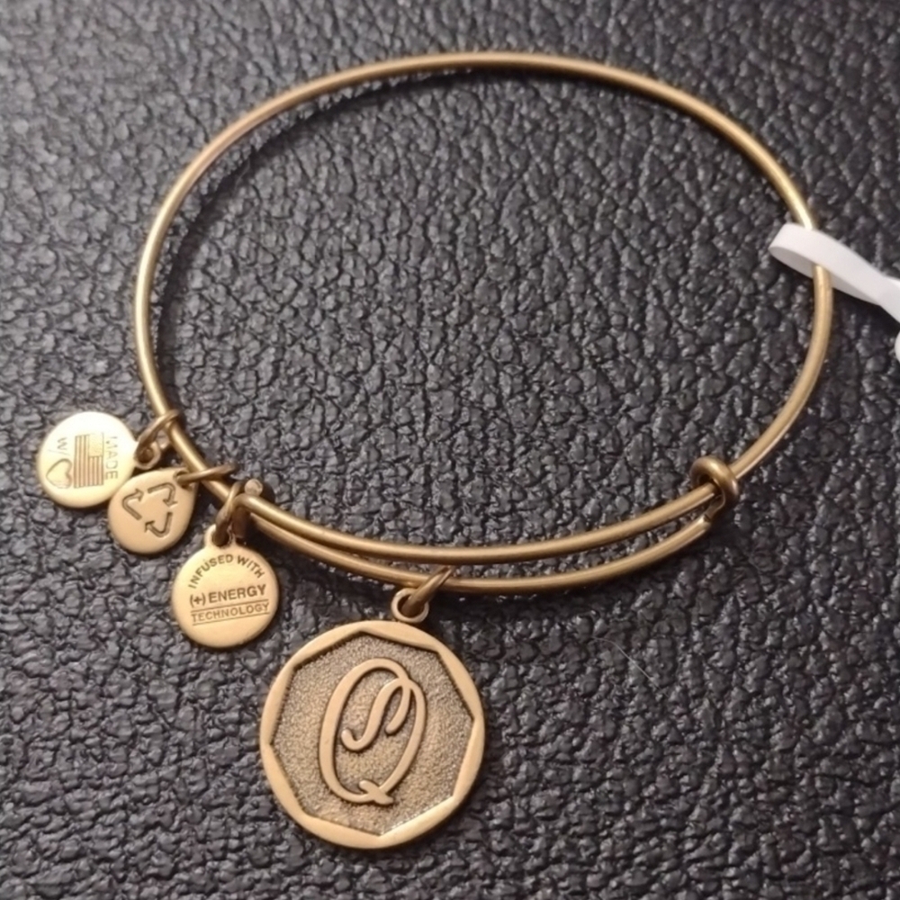 Alex and Ani Gold Tone Charm Bangle Bracelet Initial Q Letter Q New Old Stock